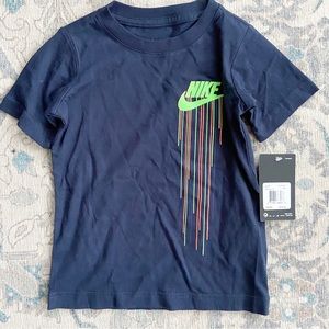 Kids Nike Graphic Tee New With Tags 4T